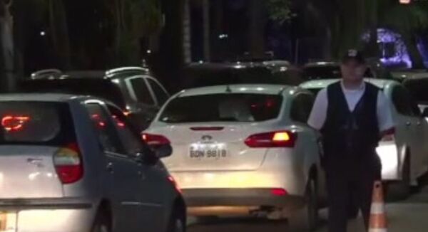 Intenso movimiento en el Puente de la Amistad por Semana Santa - SNT