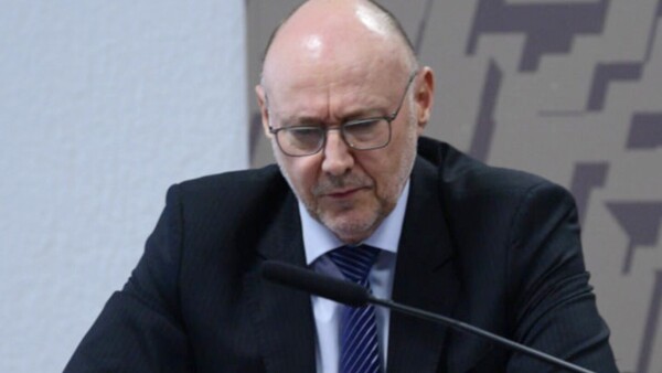 Espionaje: PF de Brasil cita a declarar al director de ABIN