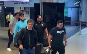 Versus / El nuevo Director Técnico de Olimpia arribó al país