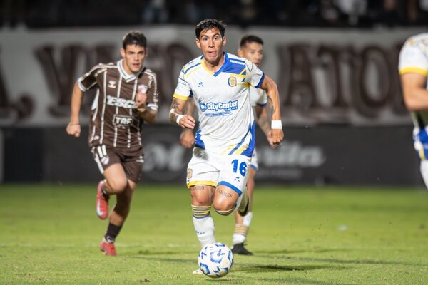 Versus / Rosario Central empata con Platense y queda escolta de Independiente