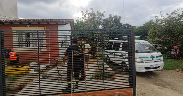 Albañil cayó de un andamio y sufrió lesiones en la cadera - Noticiero Paraguay