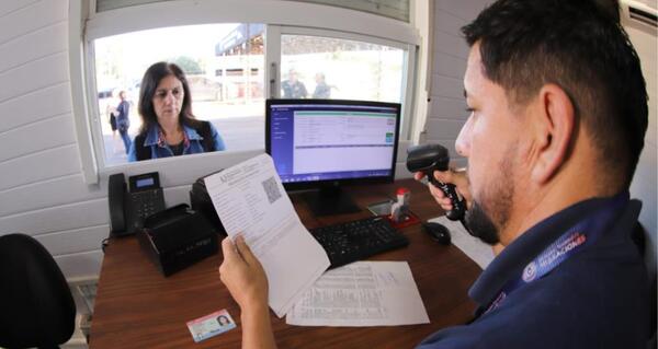 Migraciones promueve el uso del Pre Registro ante aumento de viajeros en Semana Santa
