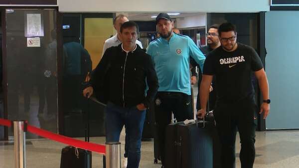 Fabián Bustos llegó al país para asumir en Olimpia: ¿Dirige hoy? - Olimpia - ABC Color