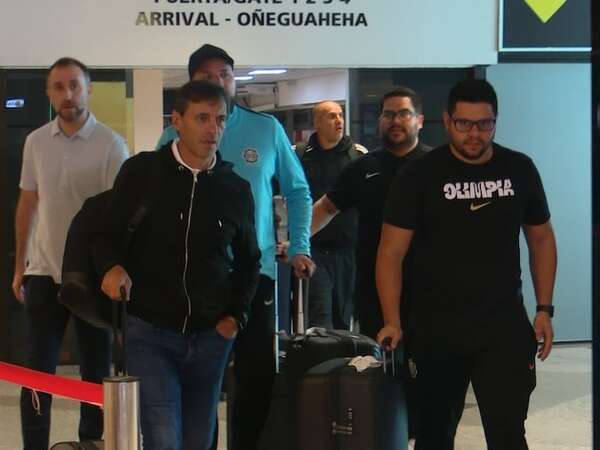 Vídeo: Así fue la llegada de Fabián Bustos, el DT de Olimpia - Olimpia - ABC Color