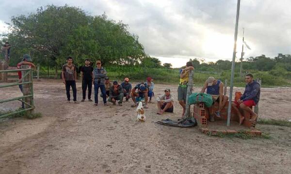 Con helicóptero rescatarán a personas que caminaron kilómetros para pedir ayuda en el Chaco – Prensa 5