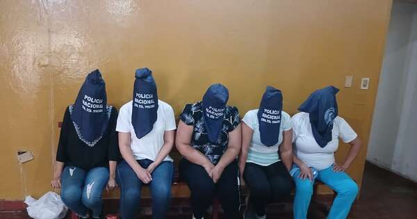 Diario HOY | Cocineras detenidas tras intentar robar ingredientes del almuerzo escolar en Ypacaraí