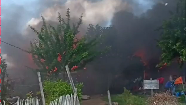 Familias humildes lo pierden todo tras incendio de casas y precisan de ayuda en Villeta
