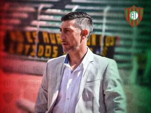 Cristian Díaz es el nuevo técnico de Atlético Tembetary - Atlético Tembetary - ABC Color
