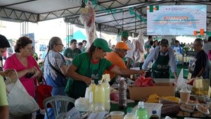 Más de G. 1.100 millones generaron las ferias campesinas - ADN Digital