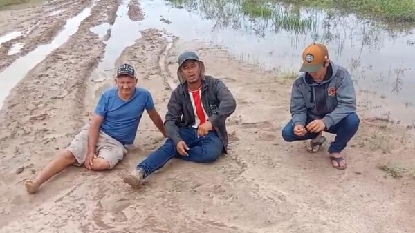 Chaco: Más de 20 personas esperan ser rescatadas en María Auxiliadora