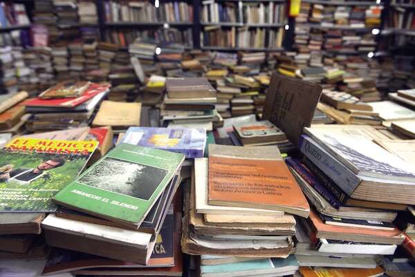 ¿Aún se venden y leen libros físicos? Esto dice un escritor - Nacionales - ABC Color