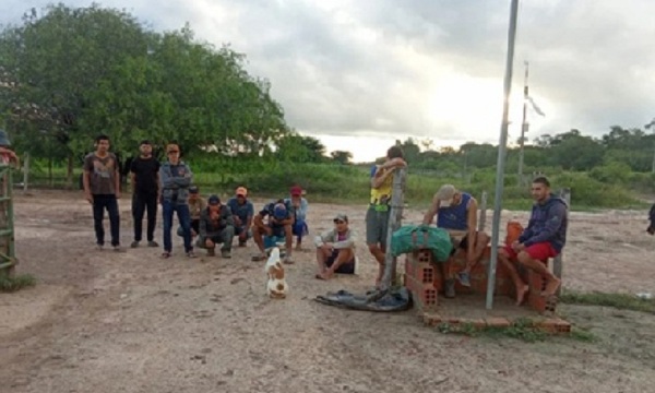 Más de 20 personas esperan ser rescatadas en Alto Paraguay, tras quedar aisladas por inundaciones - OviedoPress
