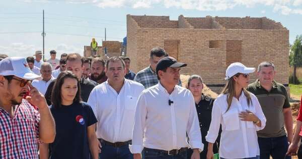La Nación / Avanza construcción de viviendas para 62 familias en Caapucú