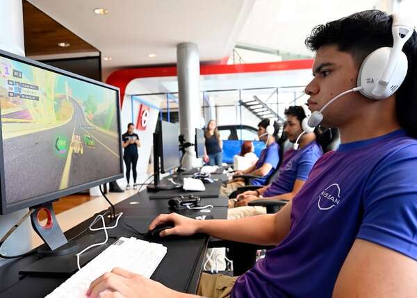 Gamer CSL Ruguasu competirá en torneo regional de Nissan - Empresariales - ABC Color