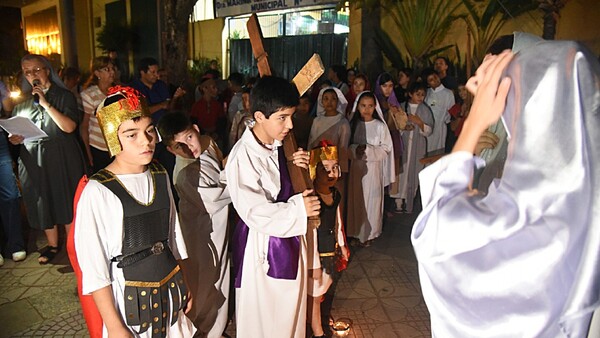 “Jesús se identifica con vulnerables y su Resurrección nos da esperanza”