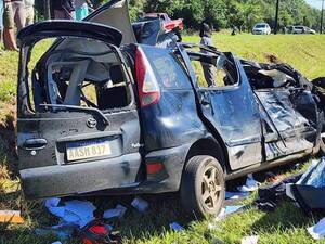 Fatal accidente en Santa Rosa deja tres fallecidos tras colisión en la Ruta PY01