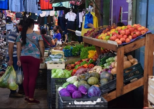 Comerciantes reportaron alto movimiento en el mercado municipal La Placita