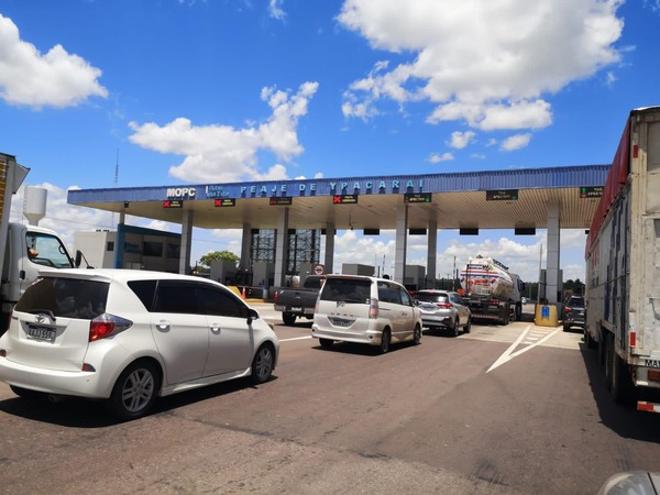 Aumenta el movimiento vehicular hacia el interior por Semana Santa - ADN Digital