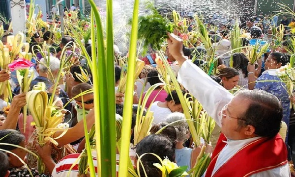 Semana Santa, tres miradas, católicos, evangélicos y mormones - OviedoPress