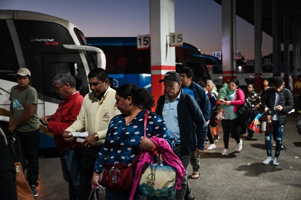 Más de 298 mil pasajeros partieron desde la Estación de Buses en lo que va de Semana Santa - ADN Digital