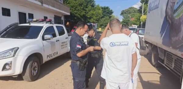Sospechoso asalto a camión de un frigorífico en Mariano Roque Alonso - Nacionales - ABC Color
