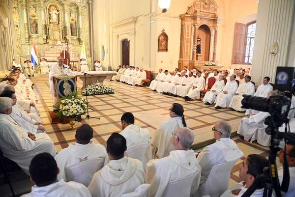 Cardenal pidió ser camino de esperanza de personas agobiadas, que son presas fáciles de las drogas - Nacionales - ABC Color