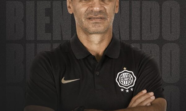 Olimpia hace oficial contratación de Fernando Bustos