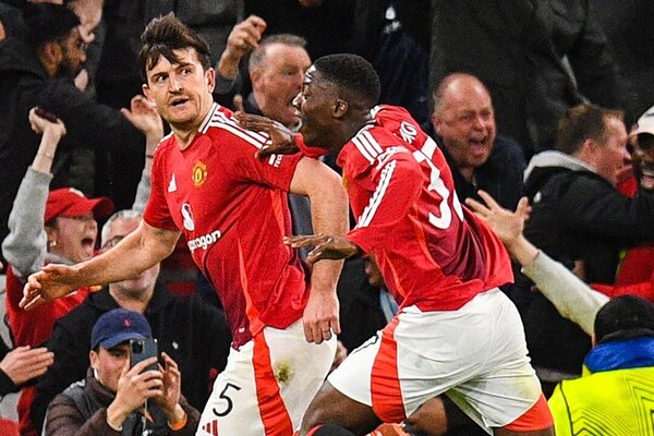 Versus / Manchester United remonta ante el Lyon en el último suspiro de la prórroga