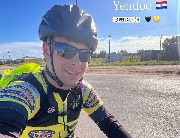 Versus / Viene en bicicleta desde Uruguay para ver a Peñarol ante Olimpia