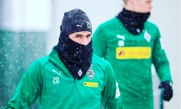 Versus / Del Borussia Monchengladbach al fútbol de interior