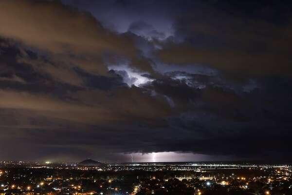 Renuevan alerta por tormentas: hay cuatro departamentos afectados - Clima - ABC Color