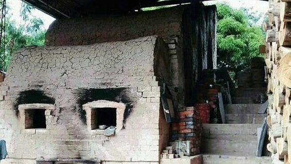 El horno Noborigama: una enorme bestia que crea maravillosas figuras y colores - trece