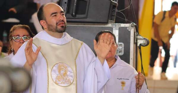 La Nación / “La esperanza salva”: el sacerdote pedrojuanino que predica en internet