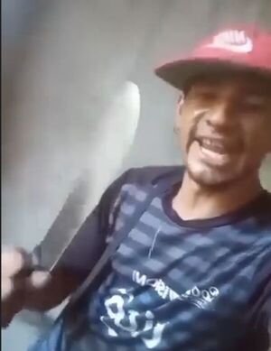 (VIDEO)Detienen a hombre que hostigaba a su ex con un machete