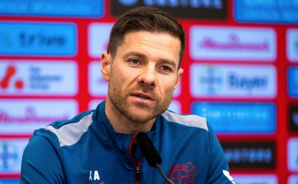 Versus / "No toca hablar de mi futuro", dice Xabi Alonso sobre el Real Madrid