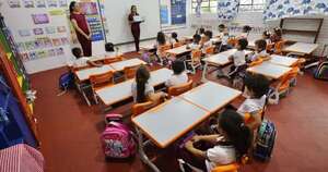 La Nación / Itaipú llega a 36.000 pupitres ya entregados en escuelas del país