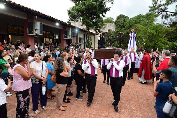 Tradición y devoción con fervor el Viernes Santo en Villa Elisa y Ñemby - Nacionales - ABC Color