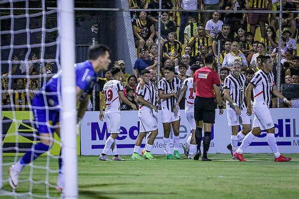 Libertad vs. Guaraní y un clásico que puede definir el torneo Apertura 2025 - Fútbol - ABC Color