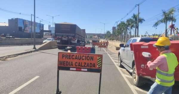 La Nación / Joven salió ilesa de accidente de tránsito en zona del superviaducto