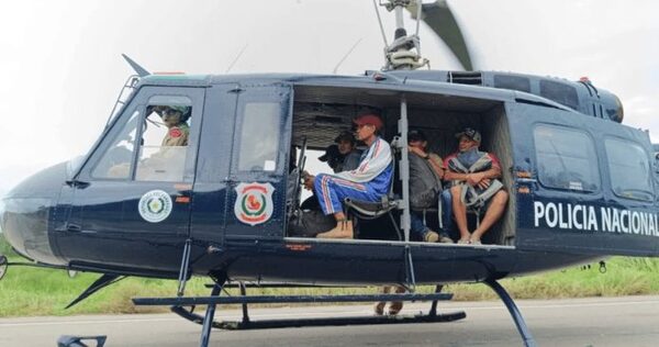 Gobierno establece base de operaciones para continuar rescate de personas aisladas por inundaciones en el Chaco