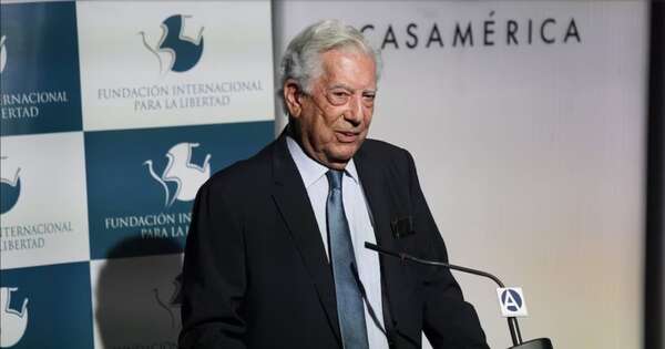 La Nación / El hombre que creó un mundo con la ficción