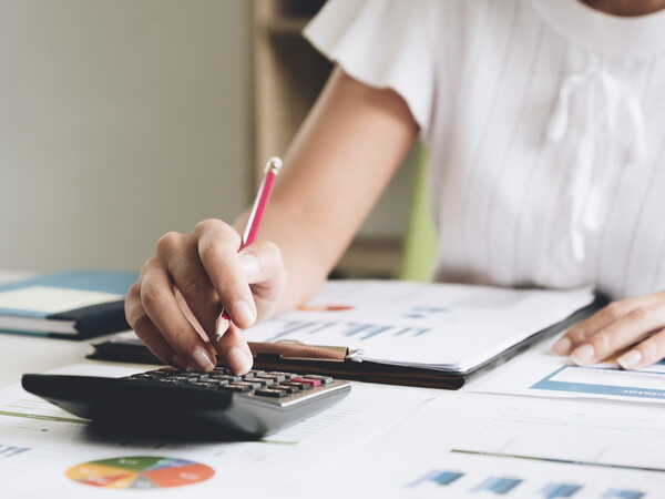 Cómo ordenar tus finanzas después de Semana Santa | Análisis Macro | 5Días