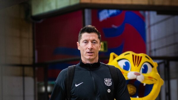 Barcelona confirma lesión de Lewandowski