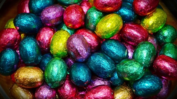 Salud pide "moderación" en el consumo de los huevos de Pascua