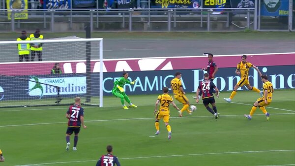 Versus / Inter se estrella en Bolonia y enciende la Serie A