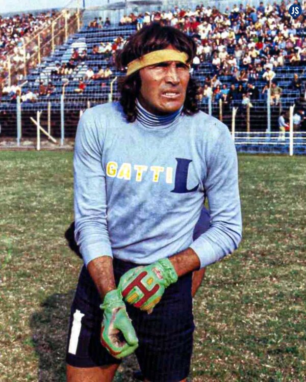 Falleció Hugo Orlando Gatti, mítico arquero del fútbol argentino - 1000 Noticias
