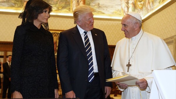 La Casa Blanca rinde homenaje al papa Francisco con fotos junto a Trump y Melania