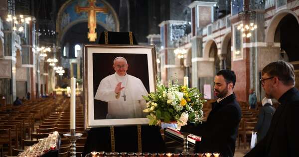 La Nación / Última aparición del Papa: “Se estaba preparando para este momento”, expresa embajadora en Italia