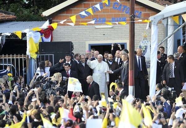Video: así recuerdan la visita del papa Francisco en el Bañado Norte - Nacionales - ABC Color