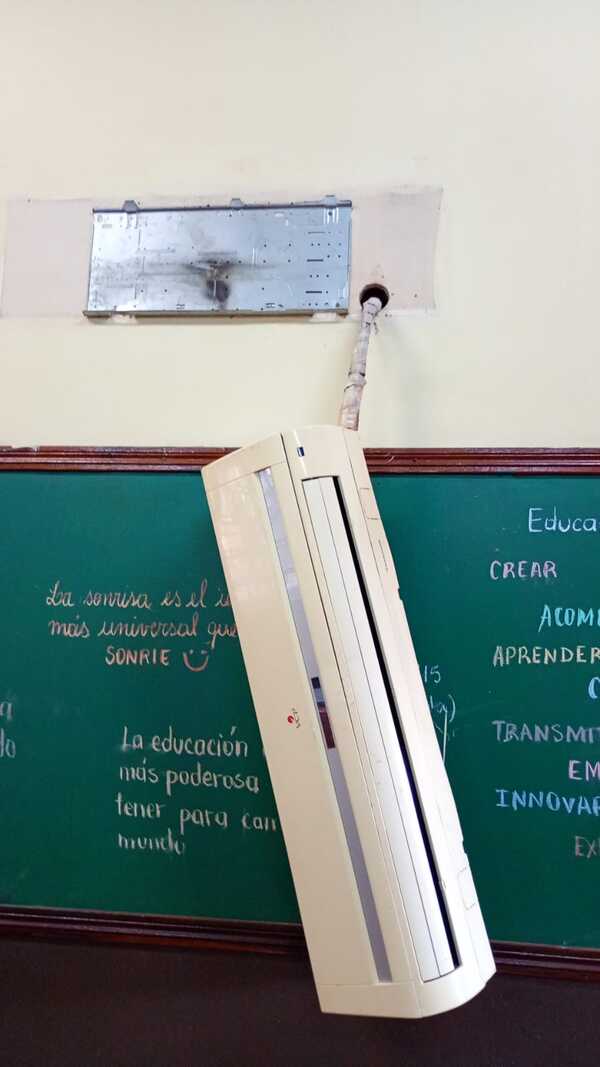 Bandidos hurtaron carne y leche de una escuela en Presidente Franco - 1000 Noticias